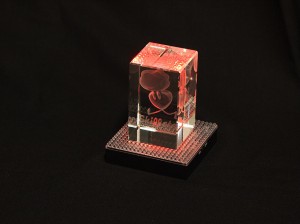 クリスタルレーザー3D彫刻